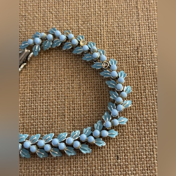 Coro Blue Leaves & Berries 2 Berries Missing Beautiful! 7” - Picture 2 of 3